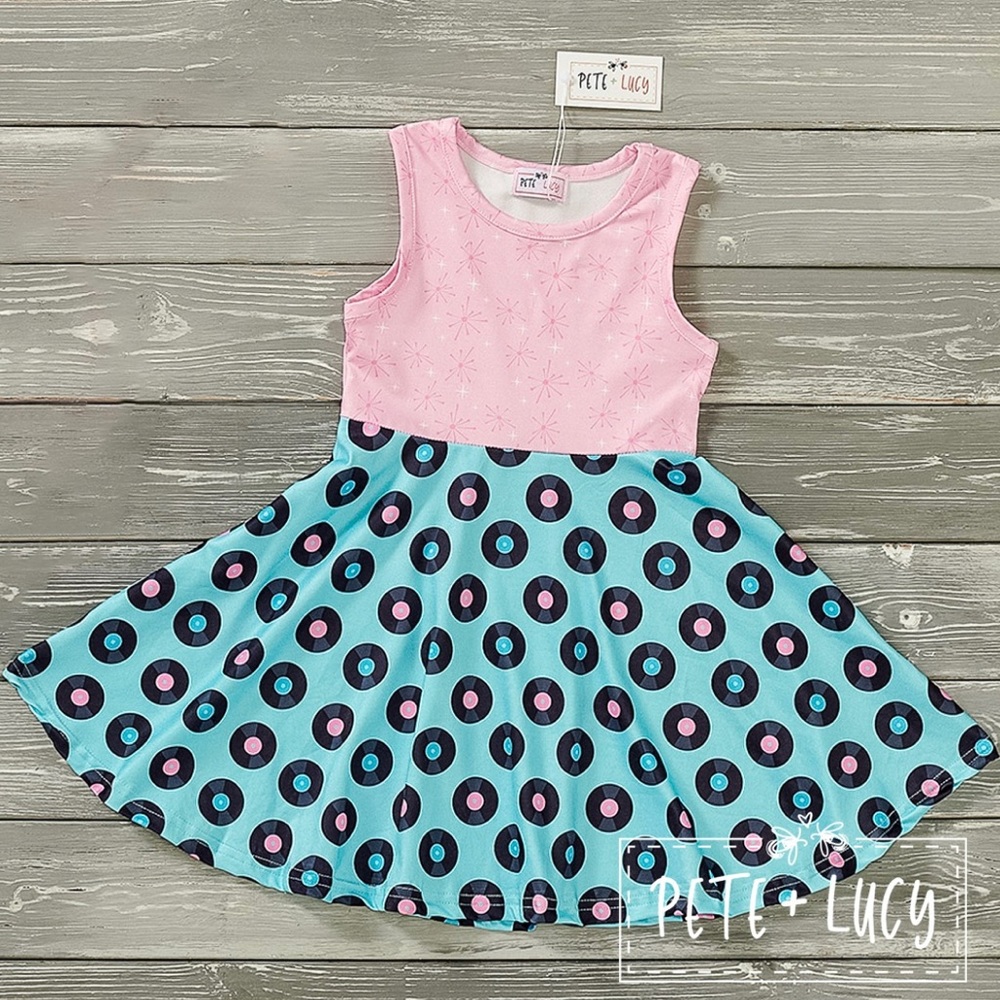 Fun disco dress Pete and Lucy size 2T